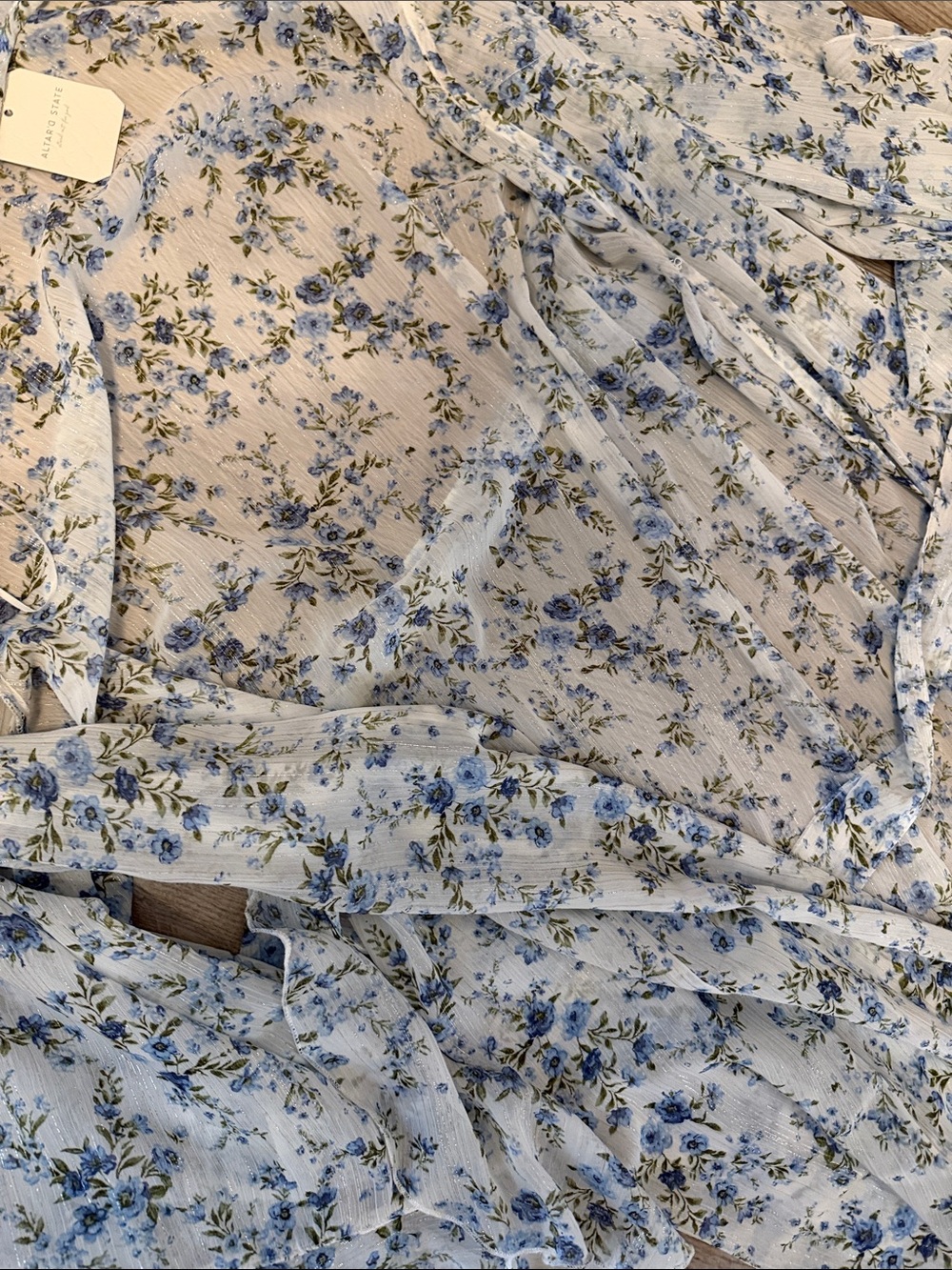 Floral Ruffle Duster - Picture 3 of 8